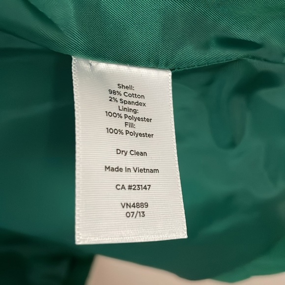 Like New Talbots Emerald Green Quilted Jacket. 14 - Picture 7 of 7